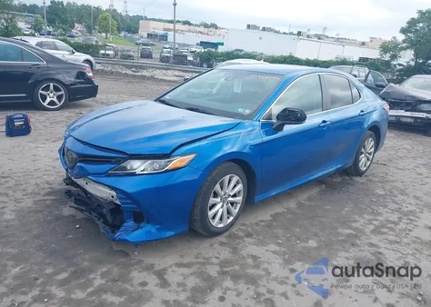 2019 Toyota Camry Le из США, поврежденный, VIN 4T1B11HK2KU300020